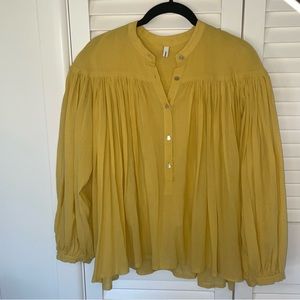 Yellow Gauzy Flowing Blouse Size L-XL